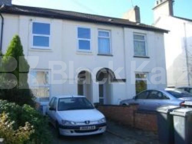 			NEW ON THE MARKET!, 1 Bedroom, 1 bath, 1 reception Flat			 Long Lane, EAST FINCHLEY N8